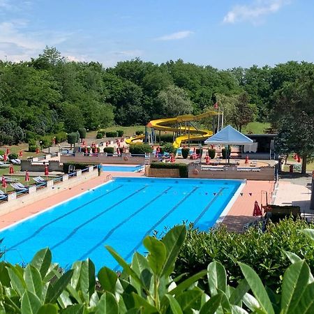 Piscina San Lorenzo Santhià Eksteriør billede